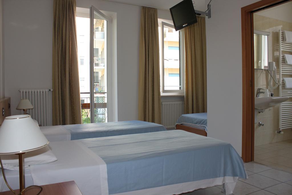 Albergo Hofer Μπολζάνο Δωμάτιο φωτογραφία